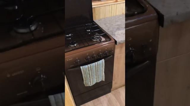 Однокімнатний будинок на 2-3 особи смотреть онлайн