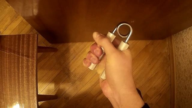 тренировка с кистевым пружинным эспандером смотреть онлайн