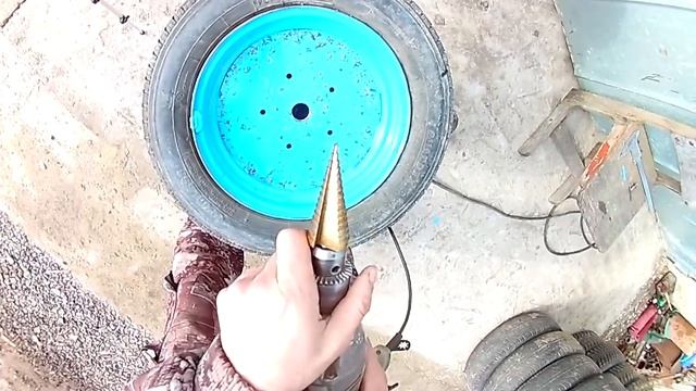 Как просверлить большое отверстие. Тест ступенчатого сверла из Китая смотреть онлайн