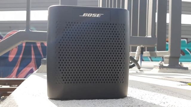 Bose Colour soundlink 1 bass Test смотреть онлайн