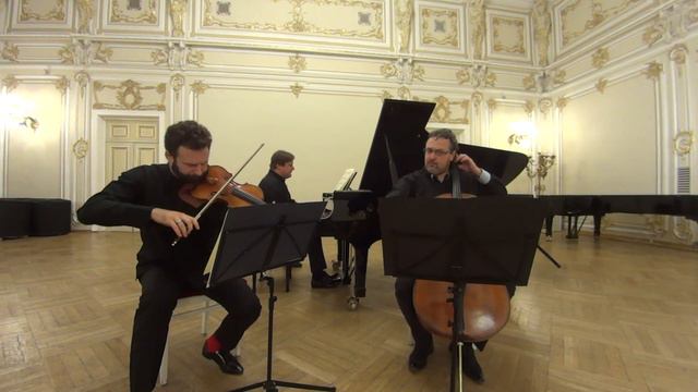 Ilya Gringolts, Dmitry Kouzov, Peter Laul play Mendelssohn Trio no. 2 in C Minor op. 66 смотреть онлайн