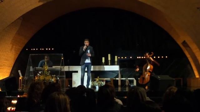 Grégory Turpin à la cathédrale d'Evry : Vivre d'amour смотреть онлайн