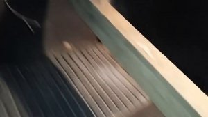 Что сделать чтобы не вытекла тормозная жидкость при отсоединении тормозного шланга от суппорта.