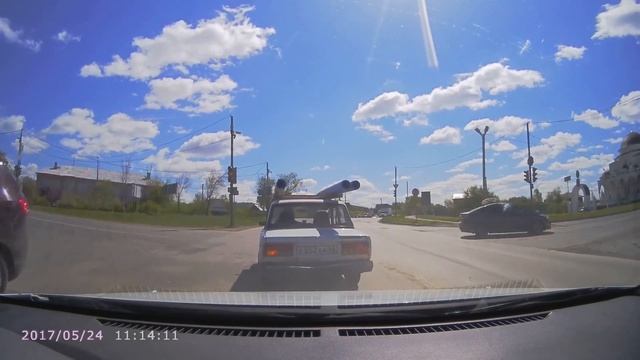 На красный после поворота 24.05.2017 Верхняя Пышма смотреть онлайн