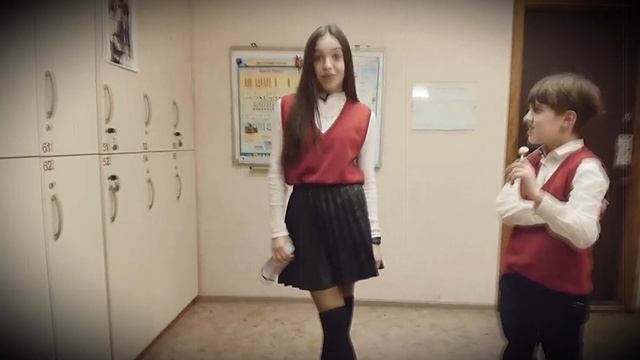 ДИАНА ВЛЮБИЛАСЬ В ДИМУ? ИЛИ ЛИЦЕМЕРКА! ШКОЛА ГЛАЗАМИ ШКОЛЬНИКА! смотреть онлайн