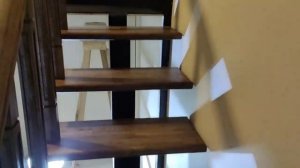 Компактная лестница на второй этаж