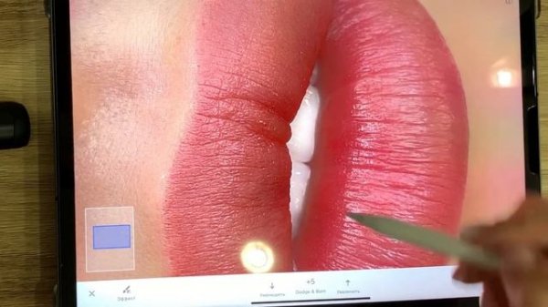 Мобильная ретушь-губы ПМ (Snapseed)