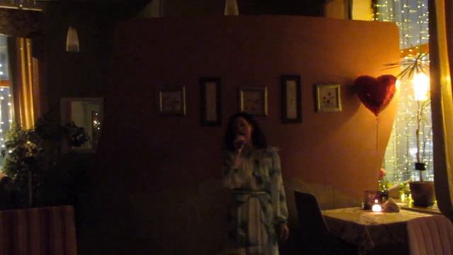 Татьяна Купреева исполняет песню "Баллада о военных летчицах" смотреть онлайн