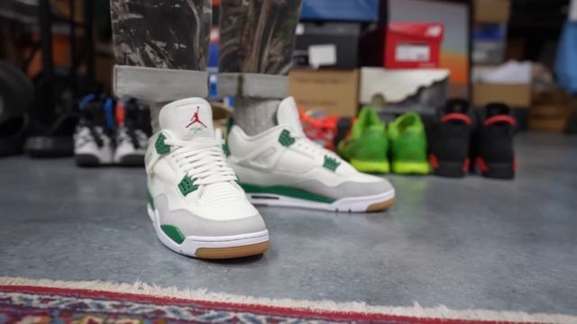 HOW GOOD ARE THE JORDAN 4 THUNDER 2023 SNEAKERS?! (Early In Hand On Feet Review) смотреть онлайн