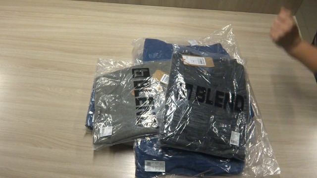 Blend мужской микс осень-зима. Лот 2(13.2 кг) смотреть онлайн