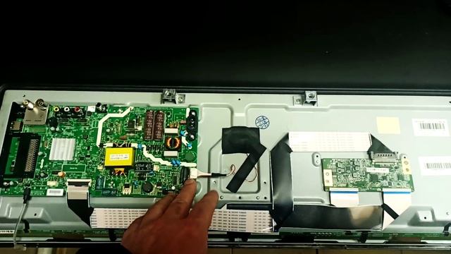 Ремонт телевизора skyworth 43e2a смотреть онлайн