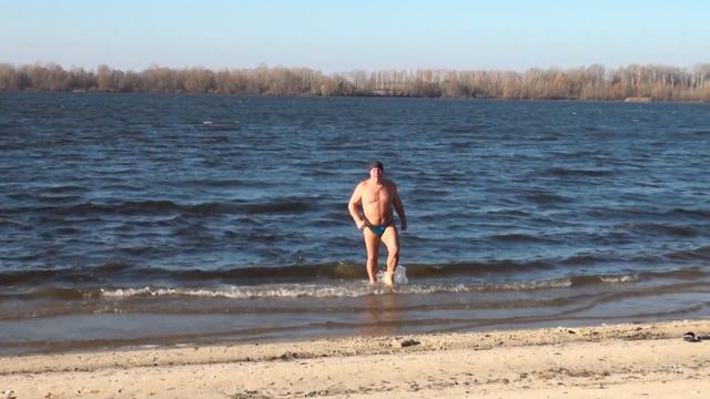 Моржевание. Закаливание Владимира Корецкого смотреть онлайн