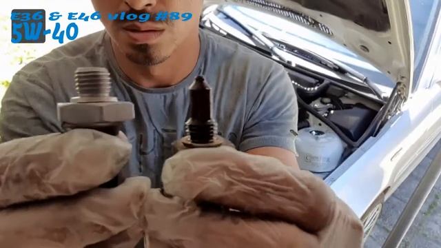 E36 & E46 vlog #89 BMW E46 OIL FROM 0W-40 TO 5W-40 and review (Shell Helix Ultra) смотреть онлайн