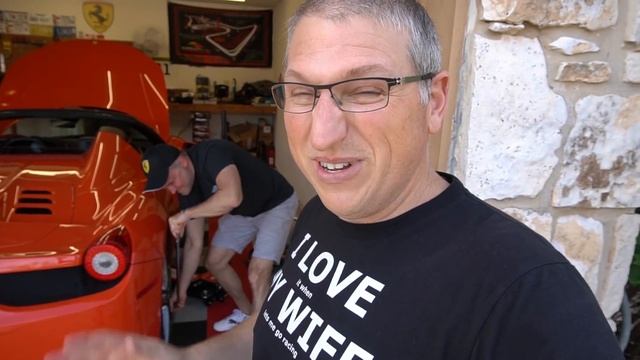 Changing the brake fluid on a Ferrari 458 Italia and F430 смотреть онлайн