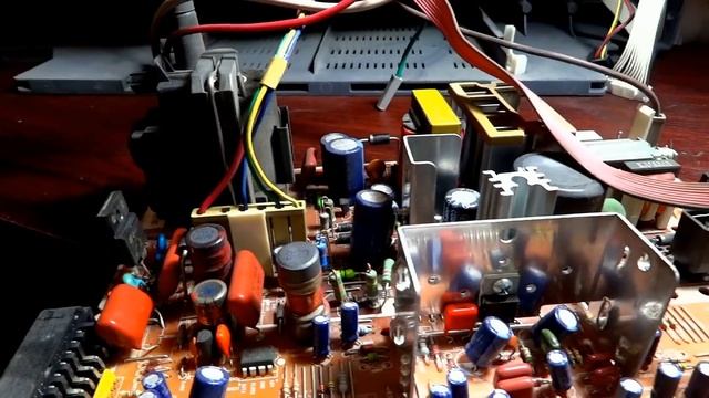 Ремонт телевизора SAMSUNG CS-21K30ZHQ. Не включается. Часть 1. Repair Samsung CS-21K30ZHQ TV. смотреть онлайн