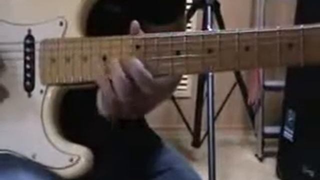 урок Тэппинг в стиле Extreme на гитаре смотреть онлайн