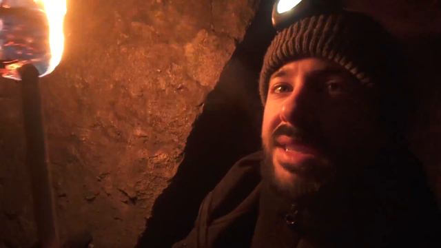 UNE NUIT DANS UN LIEU DÉMONIAQUE смотреть онлайн