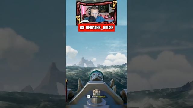 Saving a friendly ship from a Meg in Sea of Thieves #shorts смотреть онлайн