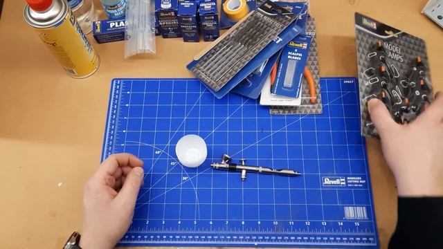 Revell challenge (1/24 Ford GT Le Mans 2017): įžanga смотреть онлайн