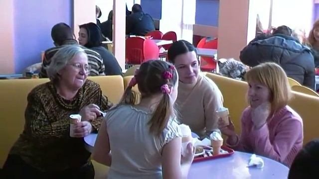 Рисуем человека-паука на лице у Глеба смотреть онлайн