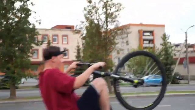 Как Делать Стант На Велосипеде. ОБУЧАЛКА ДЛЯ НОВИЧКОВ.