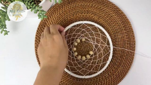 DIY MACRAME TUTORIAL | HOW TO MAKE MACRAME DREAMCATCHER смотреть онлайн