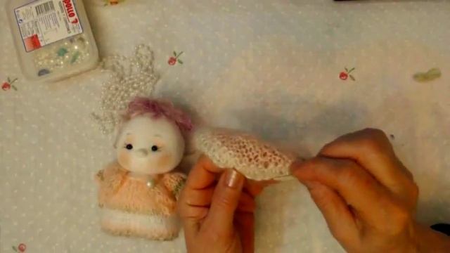 Кукла из носка пошагово. Головной убор. Вяжем спицами шапочку.Тetyana Shchepkina.Gorro para muñecas смотреть онлайн