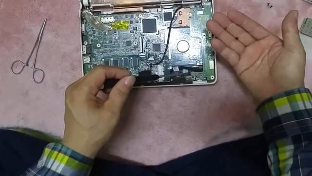 acer aspire one zg5. 노트북 분해. 참 쉬워요! смотреть онлайн