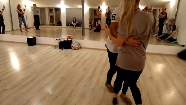 Rafael Dos Santos ad Nina Shevchenko. Kizomba смотреть онлайн