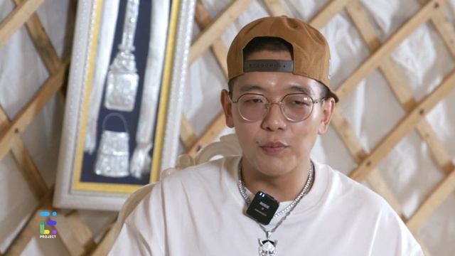 "E PROJECT" нэвтрүүлгийн шинэ дугаарын зочин реппер Э.Мөнх-Эрдэнэ /Young Mo'G/ смотреть онлайн