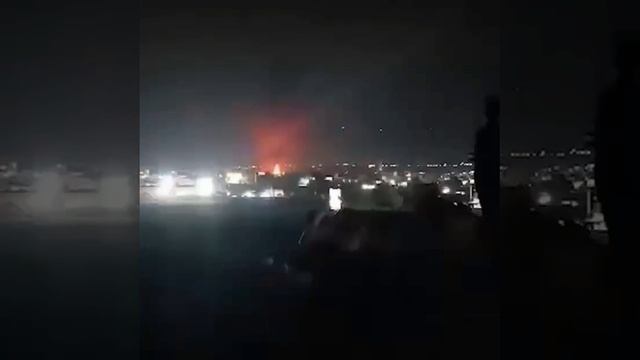 ?Военную базу США Аль-Харир, расположенную на севере Ирака, атаковал заминированный беспилотник.❗ смотреть онлайн