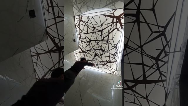 Натяжной потолок Внутри с подсветкой, от кампании ЯСНОЕ НЕБО... смотреть онлайн