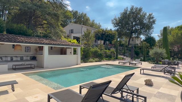 Villa proche Valbonne - Au calme - 2 650 000 € - Ref. 14292 смотреть онлайн