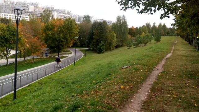 Реконструкция Знаменских садков. Москва, 02.10.2018 смотреть онлайн