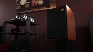 Полочники за 50000, винтаж и почти High End: акустика Wharfedale Denton 85th anniversary
