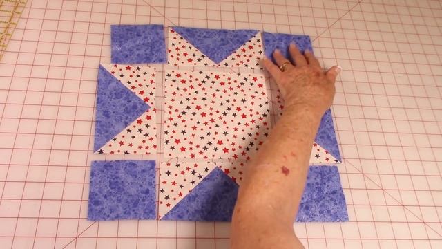 How To Sew A Beginner Eight-Point Star Quilt Block | Star Table Runner
