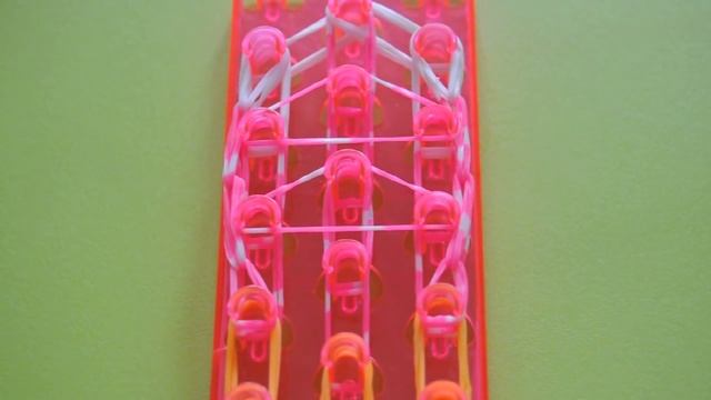 ❤Мороженое с вишенкой. Фигурки из резинок Happy Rainbow Loom. Как плести. Урок №88❤ смотреть онлайн