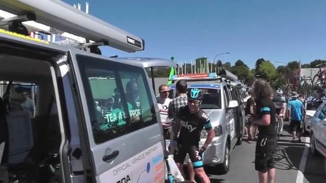 Matty Lloyd, Matt Hayman and Chris Sutton at the Tour Down Under 2013 смотреть онлайн