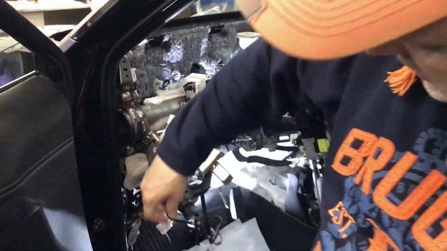 Блокиратор рулевого вала "Гарант форт" на Тoyota RAV4 смотреть онлайн