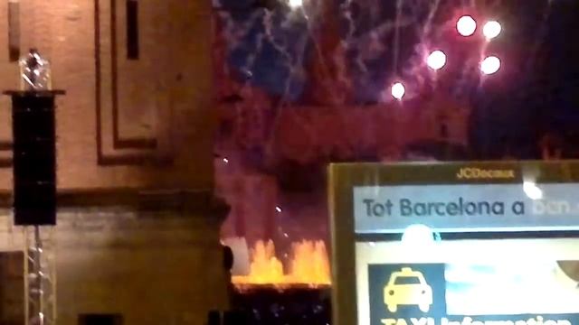 Музыкальный салют в Барселоне на La Mercè 2012 смотреть онлайн
