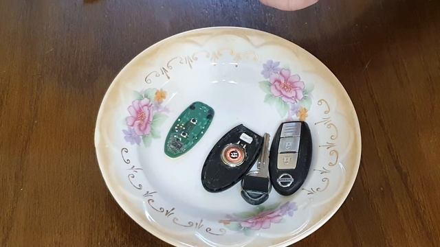 Подшивка (добавление) второго б/у ключа на Nissan Leaf (+ большие косяки LeafHacker) смотреть онлайн