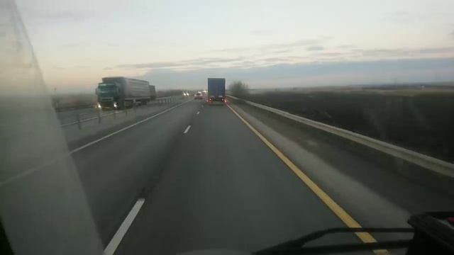 Забрали ? с ремонта! Всё тачанки в строю!) смотреть онлайн