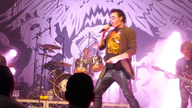 QUEEN Extravaganza"One Vision" & "Don't Stop Me Now" (Queen Tribute)(4K) @ House of Blues Hou смотреть онлайн