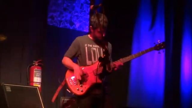 Julián Carranza, Martin Cipolla y el Pelado Costa ~ I'm Tore Down смотреть онлайн