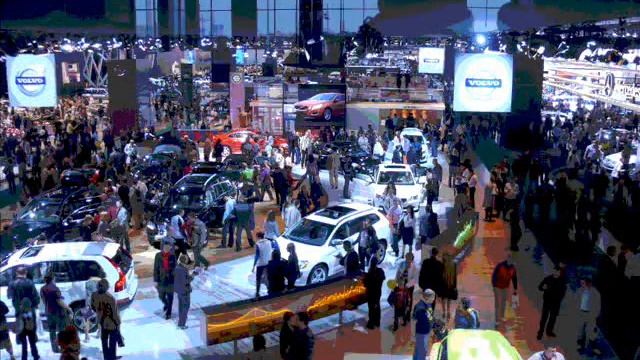 МОСКОВСКИЙ МЕЖДУНАРОДНЫЙ АВТОМОБИЛЬНЫЙ САЛОН 2010 смотреть онлайн