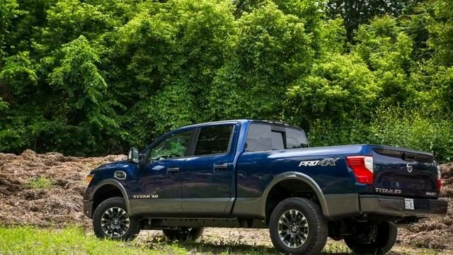 2018 Nissan Titan XD New Car Review смотреть онлайн