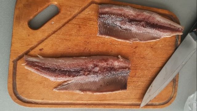 Как Почистить Селедку Правильно и Быстро, Чистить Селедку Легко смотреть онлайн