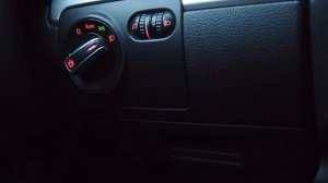Показываю как включить передние и задний противотуманный фонарь в автомобиле VW GOLF 6