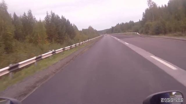 mercedes benz vs suzuki gsf1200s bandit part1 смотреть онлайн