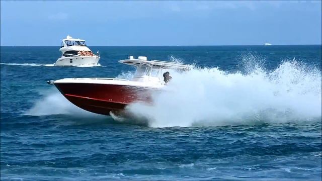 Midnight Express in red at Haulover смотреть онлайн